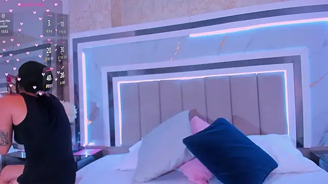 IsaBlue online show from February 2026 02:24:02 PM