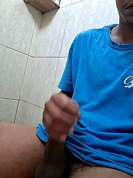 Andersinho205 online show from March 2026 12:53:01 PM