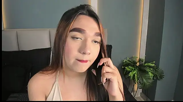 Snapshot of ChloeVixen chatting on January 2026 07:39:02 PM ChloeVixen online show from January 2026 07:39:02 PM