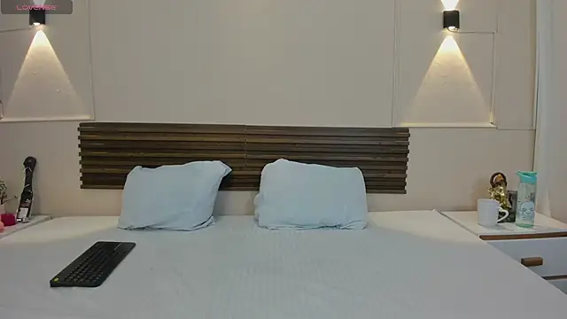 salome diamond online show from February 2026 06:59:01 PM