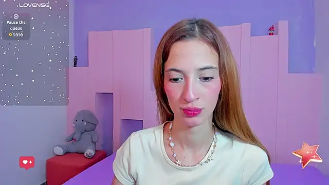Snapshot of emilywilliis chatting on March 2026 12:44:01 PM emilywilliis online show from March 2026 12:44:01 PM