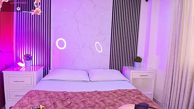 Snapshot of DafneHills_ chatting on January 2026 08:22:01 PM DafneHills online show from January 2026 08:22:01 PM