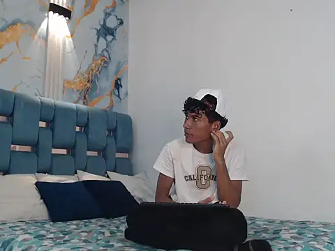 Snapshot of MAPOLA_GREAT chatting on January 2026 07:22:01 AM MAPOLA GREAT online show from January 2026 07:22:01 AM