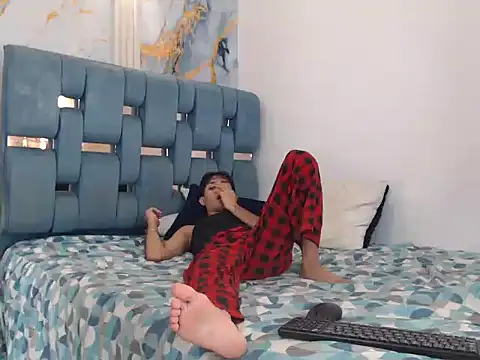 Snapshot of MAPOLA_GREAT chatting on January 2026 12:26:01 AM MAPOLA GREAT online show from January 2026 12:26:01 AM