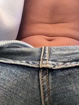 Iamcami  online show from February 2026 07:04:02 PM