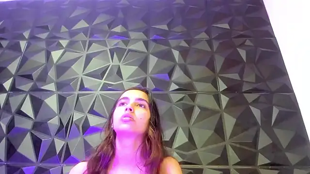 Sarah sumemers online show from February 2026 07:52:02 PM