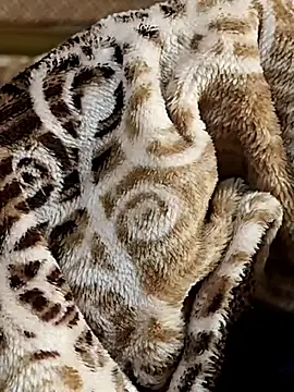 Love Sweat5 online show from January 2026 05:21:01 AM