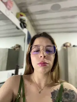 Snapshot of NatalyPinky chatting on May 2026 10:50:03 PM NatalyPinky online show from May 2026 10:50:03 PM