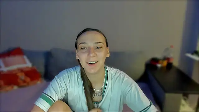 Snapshot of AnnaMized chatting on January 2026 04:47:01 AM AnnaMized online show from January 2026 04:47:01 AM