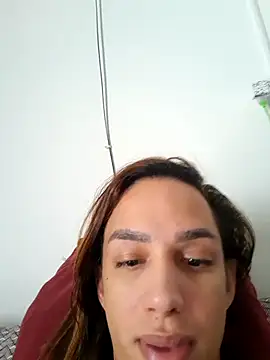 ofjuliaa online show from February 2026 07:35:01 PM