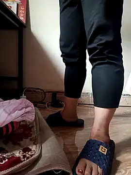 Lyna sexy24 online show from February 2026 07:01:01 AM