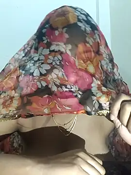 Naughty Bitchh online show from January 2026 08:47:01 PM