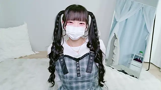 Snapshot of Nonn_chan chatting on February 2026 07:34:02 AM Nonn chan online show from February 2026 07:34:02 AM