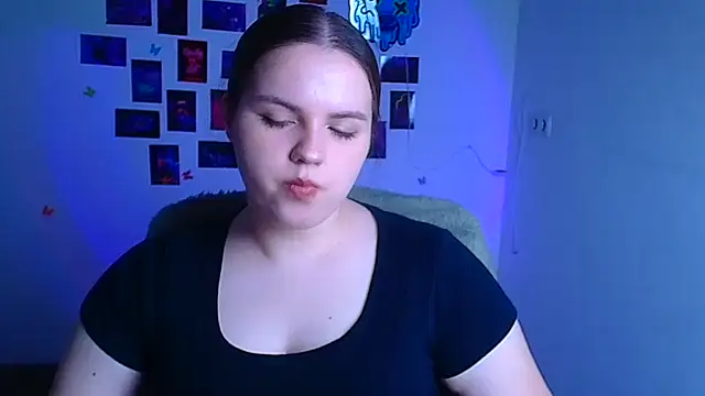 Kitty Mia Kitty online show from March 2026 06:39:01 AM