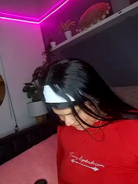 Snapshot of adhara-walk chatting on January 2026 02:10:01 PM adhara-walk online show from January 2026 02:10:01 PM