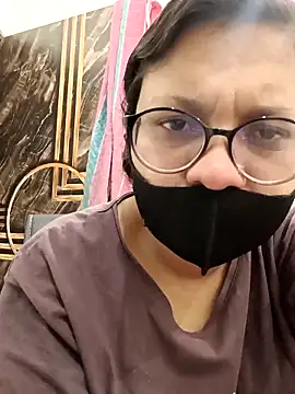 piryasharma005 online show from February 2026 06:32:01 AM