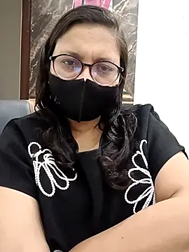 piryasharma005 online show from February 2026 06:37:02 PM