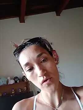 Snapshot of EcoDePiel chatting on May 2026 10:25:01 PM EcoDePiel online show from May 2026 10:25:01 PM
