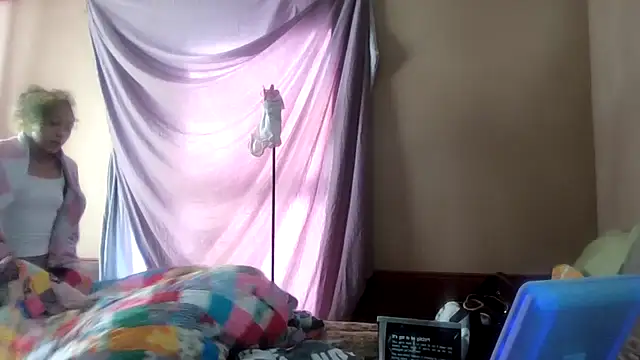 Snapshot of Tamiii420 chatting on January 2026 03:26:01 PM Tamiii420 online show from January 2026 03:26:01 PM