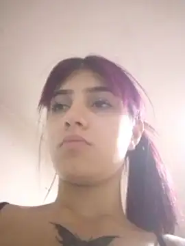 Tamara gomex online show from April 2026 04:44:02 PM