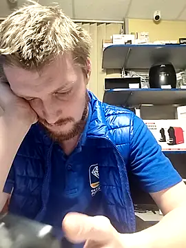 yurii magic online show from February 2026 10:33:01 AM