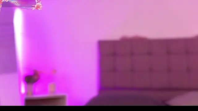 Snapshot of DulceRouss_ chatting on January 2026 11:48:02 AM DulceRouss online show from January 2026 11:48:02 AM