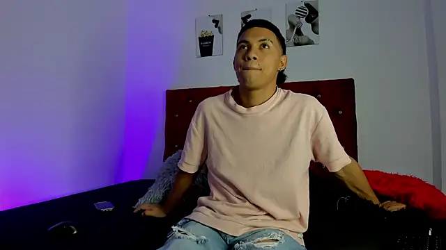 Liamsubtle01 online show from January 2026 06:24:02 PM