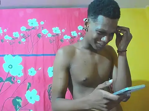 aunstin mohamme online show from February 2026 12:05:02 AM