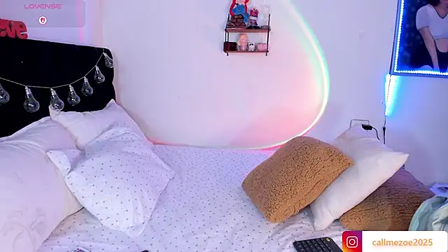 zoe siren online show from February 2026 12:14:02 AM