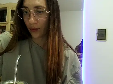 Snapshot of Noracherry chatting on February 2026 10:28:01 PM Noracherry online show from February 2026 10:28:01 PM