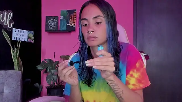 Snapshot of azula_lillet chatting on April 2026 08:55:01 PM azula lillet online show from April 2026 08:55:01 PM