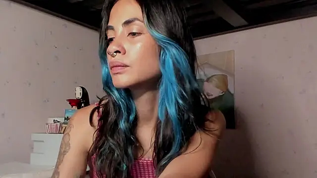 Snapshot of azula_lillet chatting on June 2026 11:25:01 AM azula lillet online show from June 2026 11:25:01 AM