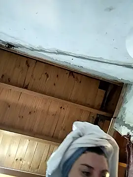 Snapshot of denise2028 chatting on January 2026 11:54:02 PM denise2028 online show from January 2026 11:54:02 PM