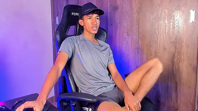 neitan miller  online show from April 2026 01:12:01 PM