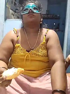 divyasree1431 online show from February 2026 06:00:02 PM