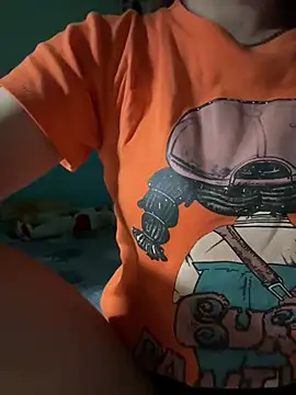 Snapshot of July-love chatting on February 2026 02:10:01 AM July-love online show from February 2026 02:10:01 AM