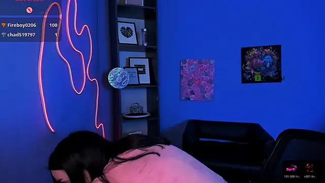 Snapshot of monica_xcx chatting on April 2026 01:39:01 AM monica xcx online show from April 2026 01:39:01 AM