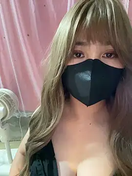 -Violet-t online show from May 2026 01:40:02 PM