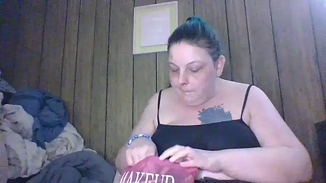 Snapshot of troublemadedouble chatting on February 2026 02:49:01 AM troublemadedouble online show from February 2026 02:49:01 AM