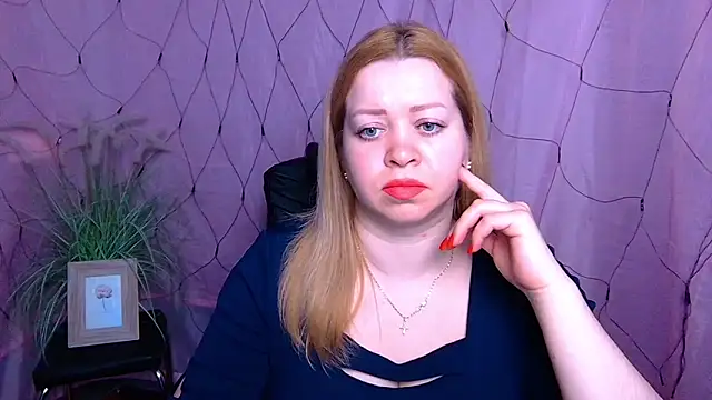 Snapshot of OliviaVerr chatting on February 2026 01:25:01 PM OliviaVerr online show from February 2026 01:25:01 PM