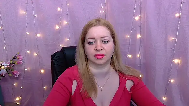 Snapshot of OliviaVerr chatting on February 2026 01:31:02 PM OliviaVerr online show from February 2026 01:31:02 PM