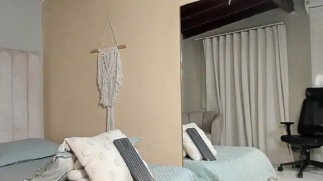 Thiago moretti online show from February 2026 04:23:01 PM