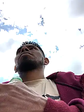 Snapshot of adambrosk_08 chatting on January 2026 03:39:01 PM adambrosk 08 online show from January 2026 03:39:01 PM