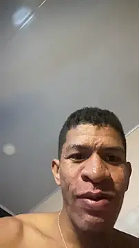 Snapshot of antonio_aguilarx chatting on May 2026 07:21:01 PM antonio aguilarx online show from May 2026 07:21:01 PM