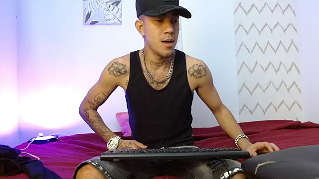 Snapshot of Ayala_777 chatting on January 2026 02:22:01 PM Ayala 777 online show from January 2026 02:22:01 PM