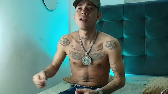 Snapshot of Ayala_777 chatting on January 2026 12:21:01 PM Ayala 777 online show from January 2026 12:21:01 PM