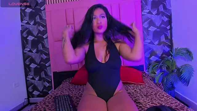 Snapshot of yayasmile chatting on January 2026 11:49:01 AM yayasmile online show from January 2026 11:49:01 AM