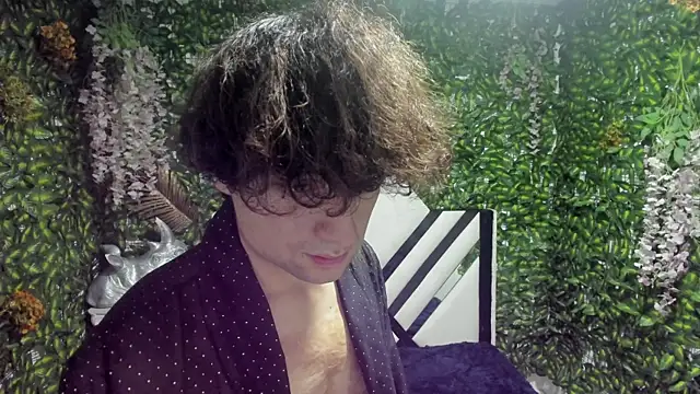 SHAW FROSTE online show from January 2026 08:43:02 PM