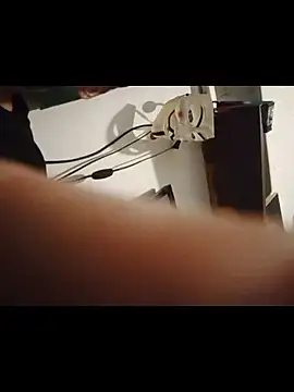 Snapshot of YeahDaynight2 chatting on January 2026 04:45:02 PM YeahDaynight2 online show from January 2026 04:45:02 PM