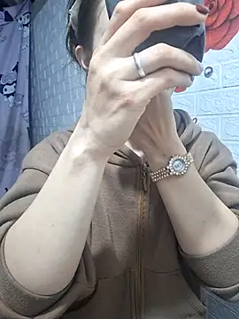 Adela-222 online show from February 2026 01:55:01 AM